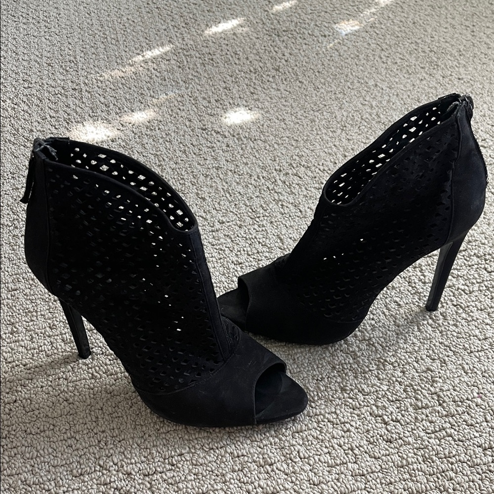 Zara Black Cutout Peep-Toe Heels